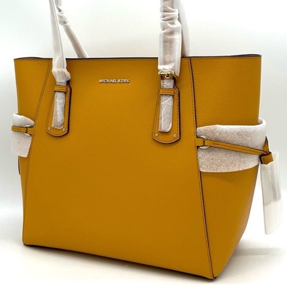 Michael Kors Voyager EW Tote Bag Leather Marigold - Picture 3 of 9